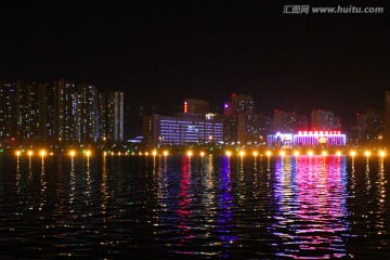 湖水 夜景 亮化 都市风光 景