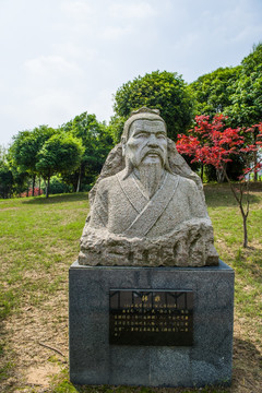 韩非塑像
