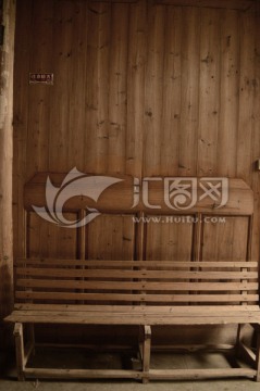 木头椅子