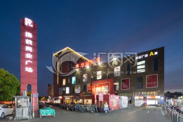 宁波洛兹商业广场夜景