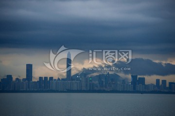 深圳雨后影像