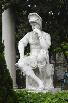 西方王子人物雕塑