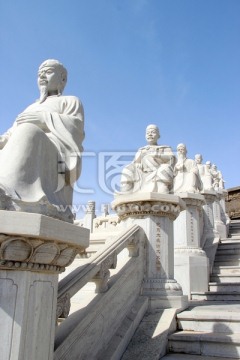中华黄河坛的雕塑