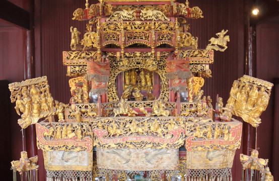 黄金轿子