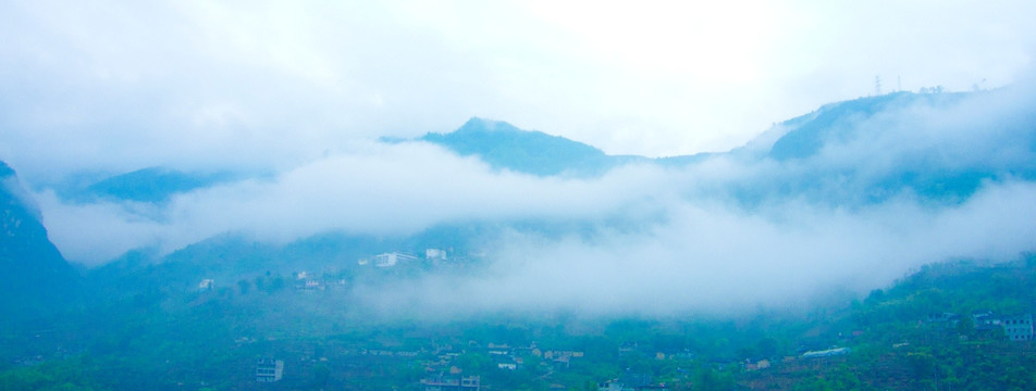 雾所山村