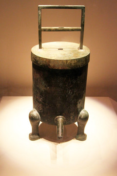 汉代滴水计时器