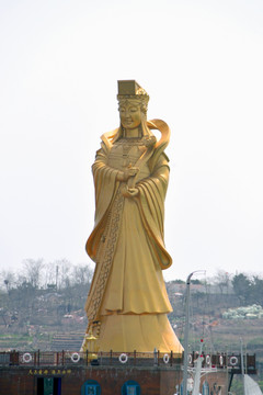 青岛银海大世界 巨型妈祖塑像