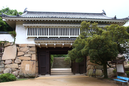 冈山城