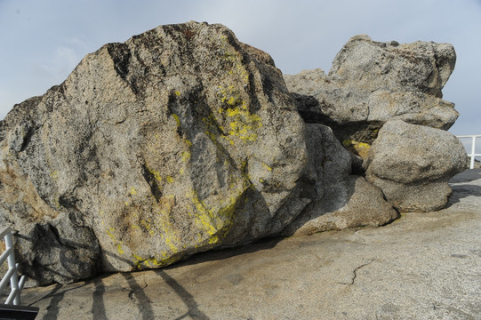 摩洛岩石 