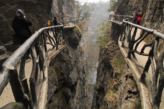 张家界景区天门山鬼谷栈道