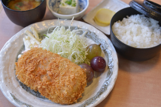 日本特色猪排饭