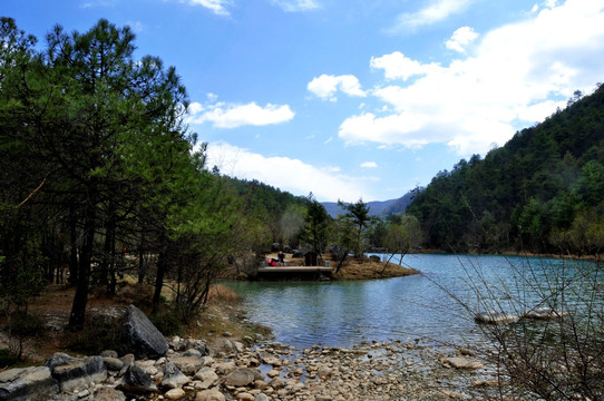 蓝月谷风景