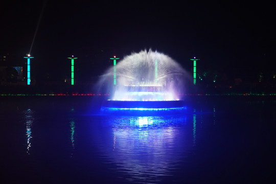 河源茶山公园亚洲第一喷泉夜景