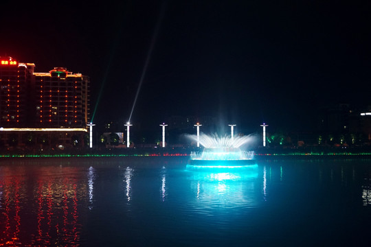 河源茶山公园亚洲第一喷泉夜景