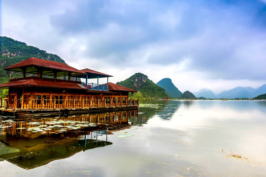 水上餐厅