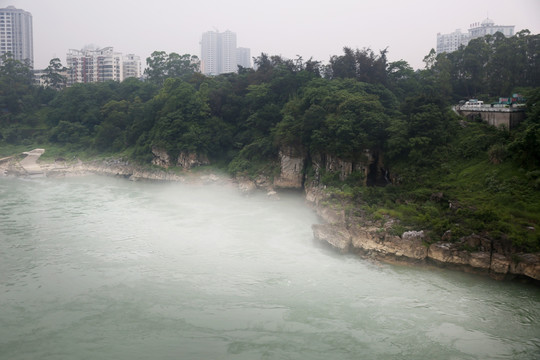来宾红水河平流雾