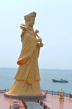 青岛银海大世界巨型妈祖塑像