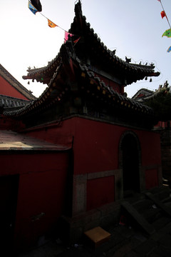 道观屋檐