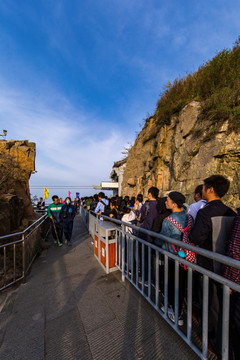 泰山排队索道下山