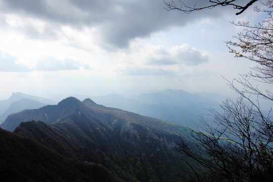 高山