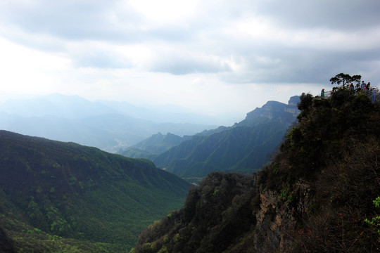 高山