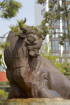 青岛八大峡广场 海牛雕塑