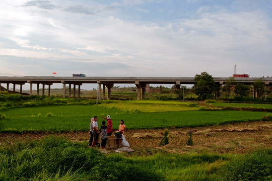 田园乡村农忙风景