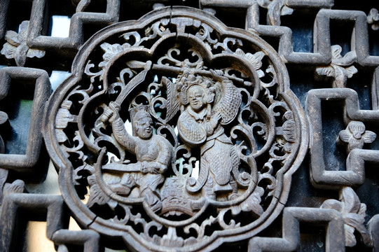 中国古代木雕窗花武将打斗场景