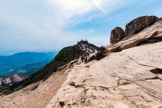 泰山观鲁台