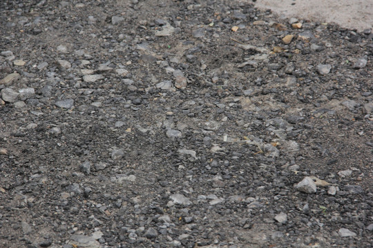 破损的柏油路