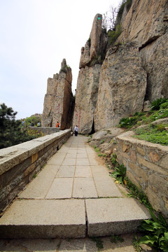 泰山石壁