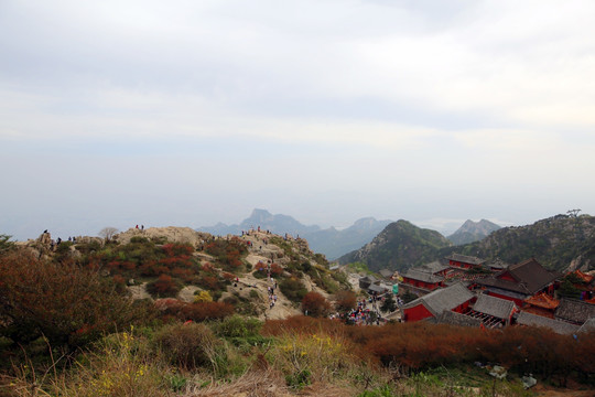 泰山顶宗教建筑