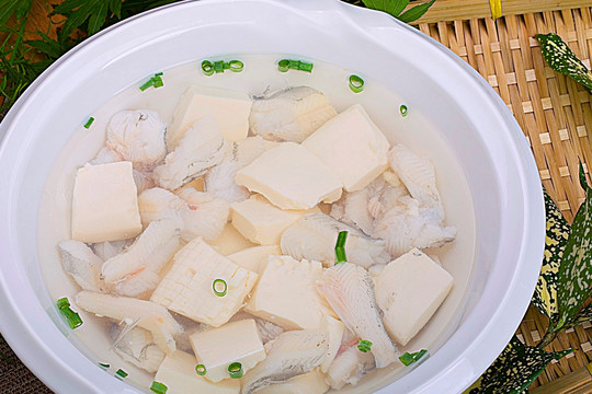 虾潺豆腐汤