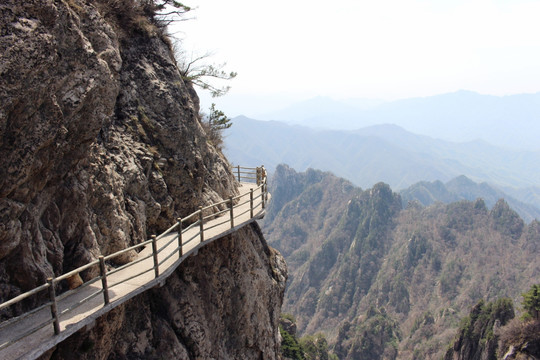 洛阳老君山