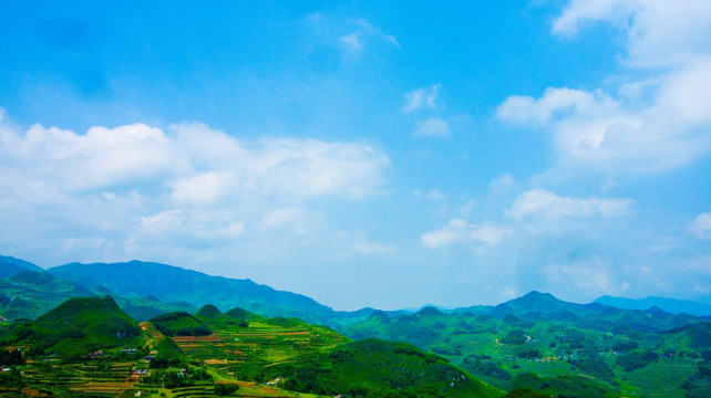 丘陵 远山