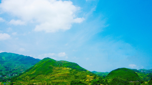 山岭  青山