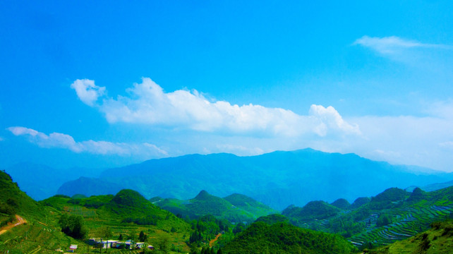 山陵  噶斯特