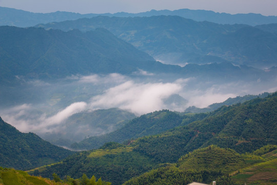 溆浦山背花瑶梯田