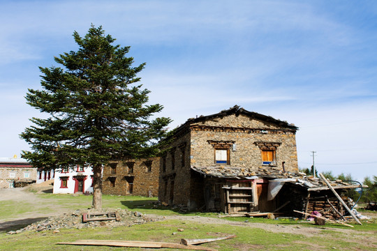 四川雅江帕姆岭藏族房屋