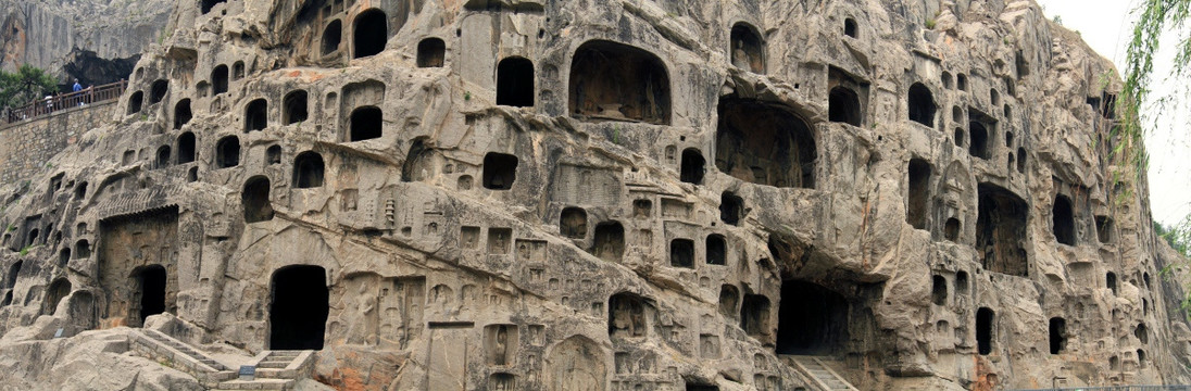 龙门石窟全景图