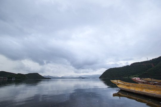 泸沽湖