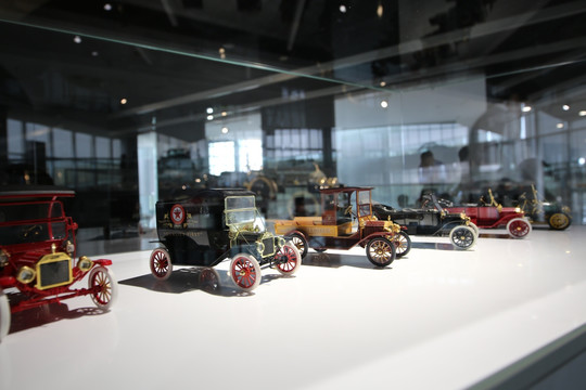 欧洲古董汽车模型