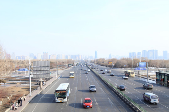 城郊马路