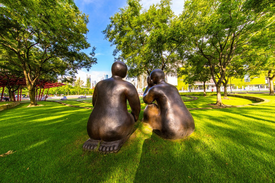 静安雕塑公园 夫妻雕塑
