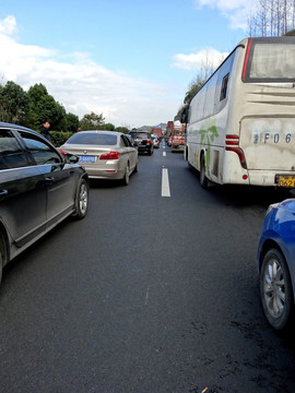 堵车 高速路堵车 车辆长龙