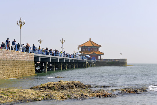 青岛栈桥景区 回澜阁