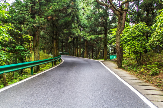 盘山公路