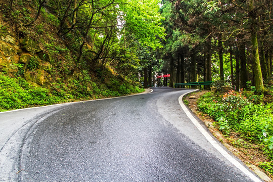 盘山公路
