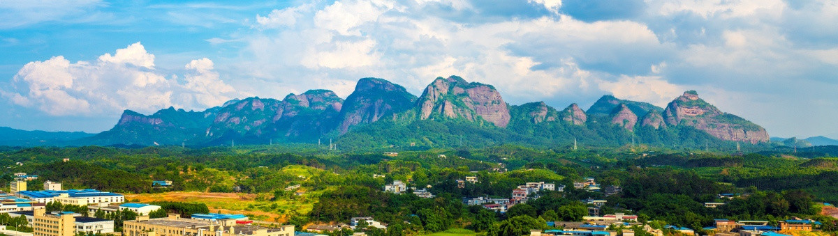 都峤山全景