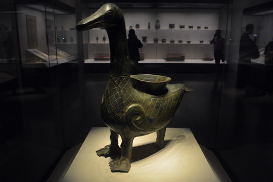 商王武丁时期青铜鸭